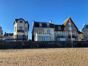 Aux Bains des Mots à Saint-Aubin-sur-Mer